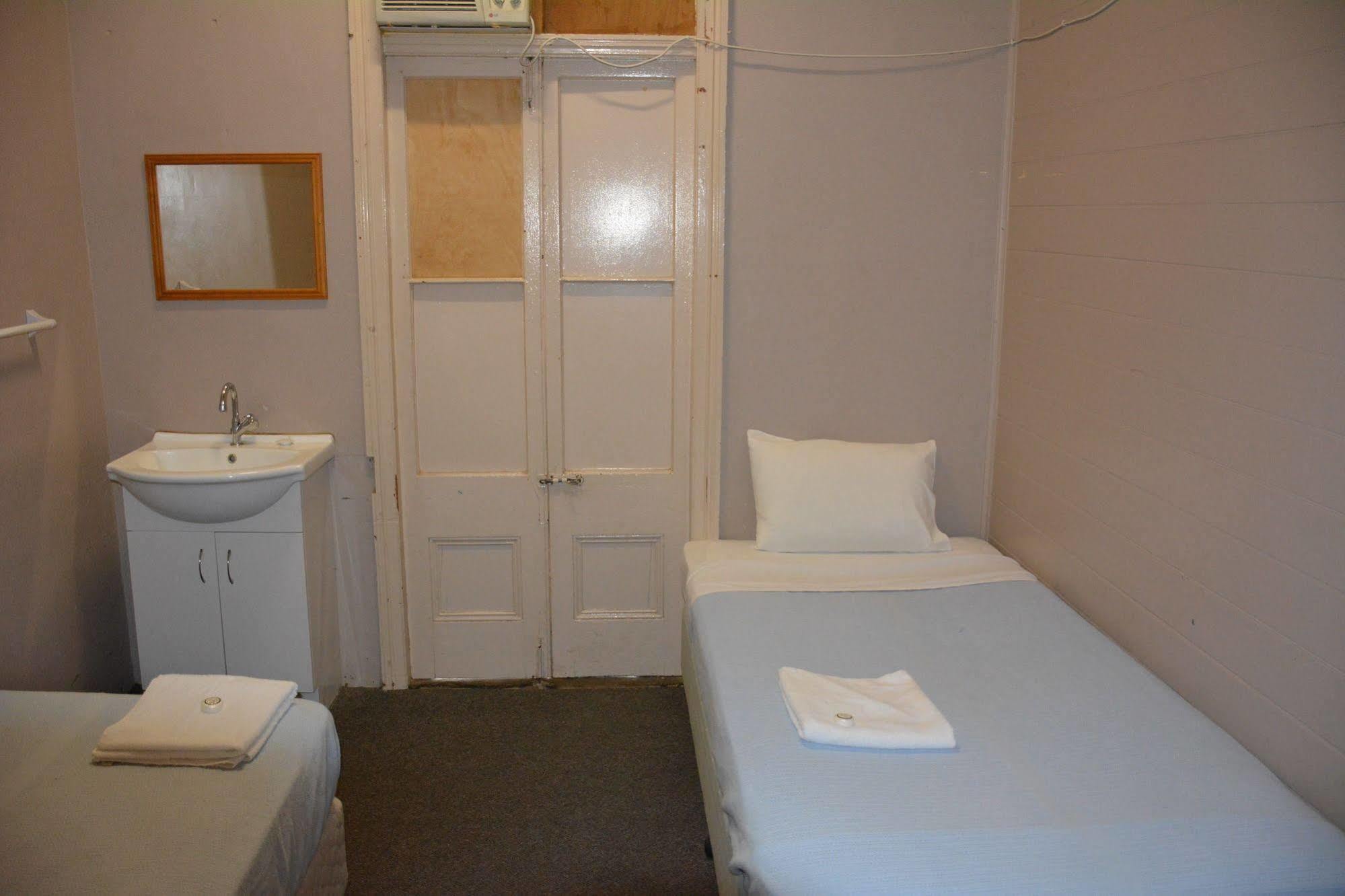 The Burdekin Hotel Ayr Extérieur photo