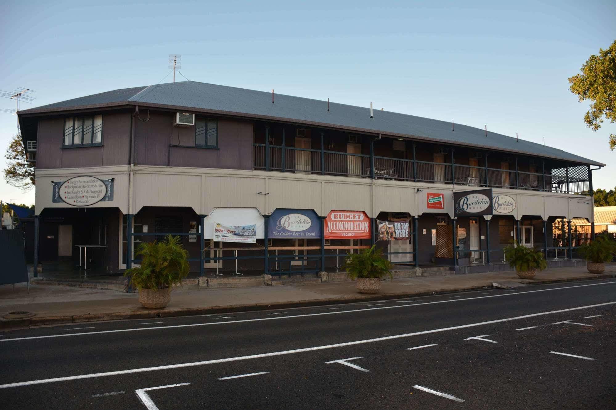The Burdekin Hotel Ayr Extérieur photo
